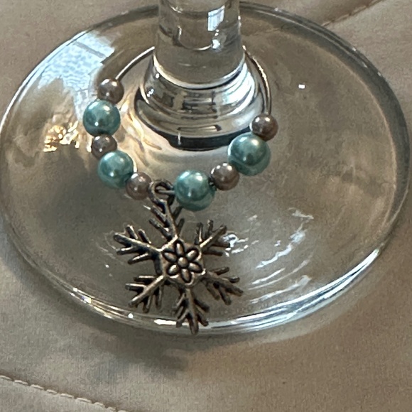 3/$15 Wine glass tag Stainless steel hoop. Light blue/gray beads snowflake charm - Picture 3 of 8